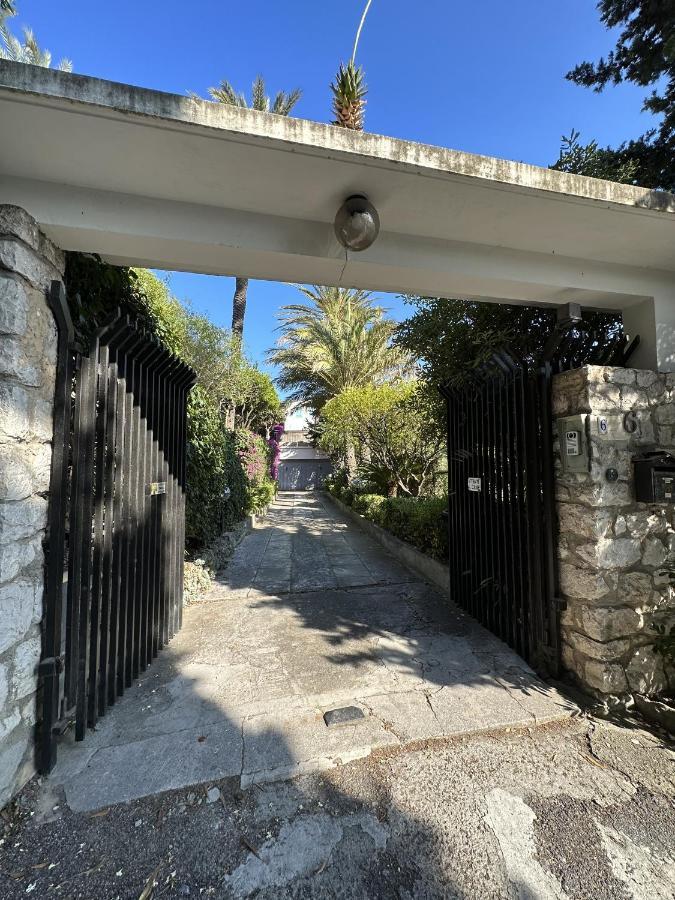 Le Rose Di Emma Villa Bordighera Exterior photo